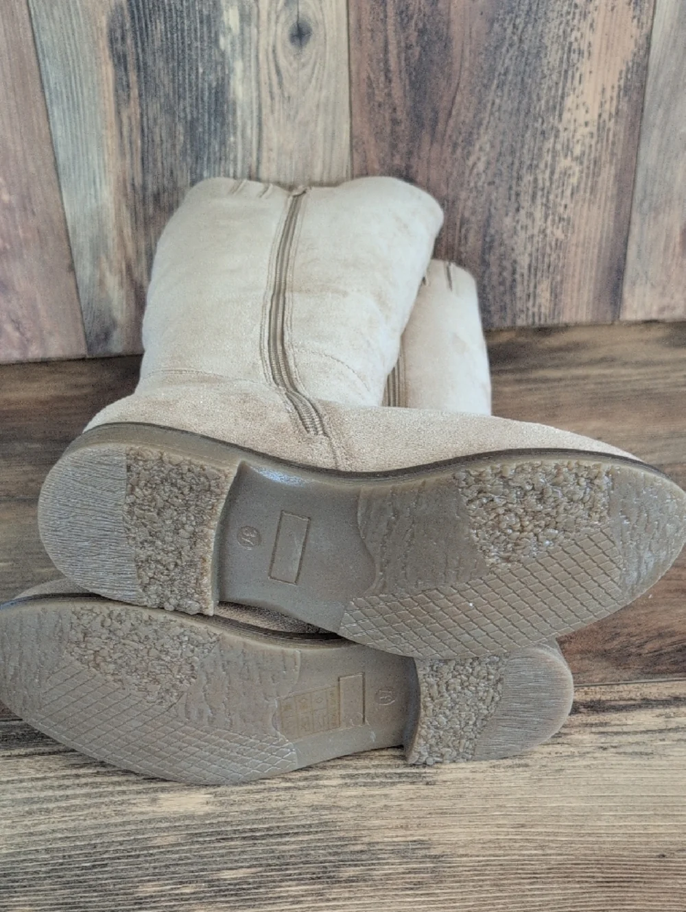 N/A classic tan